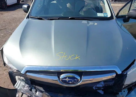 2014 Subaru Forester 2.5I z USA, uszkodzony, nr VIN JF2SJAAC7EH468113